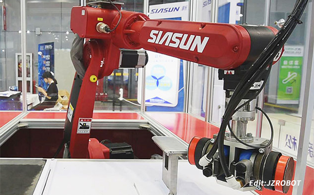 國產(chǎn)工業(yè)機(jī)器人